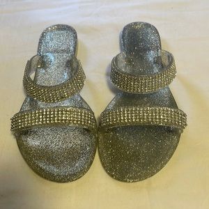 Dazzle Dazzle Sandler women’s size 8